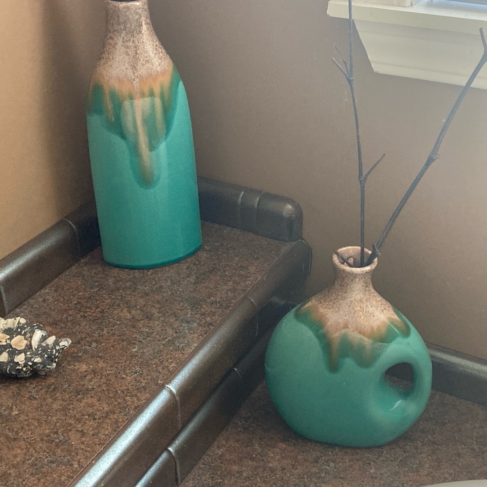 Set of two decorative pieces